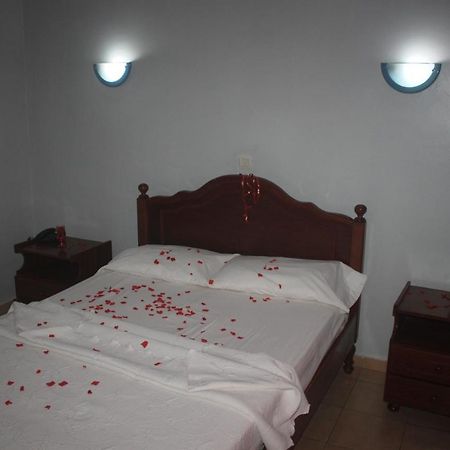 Hotel Avenida Assomada ภายนอก รูปภาพ