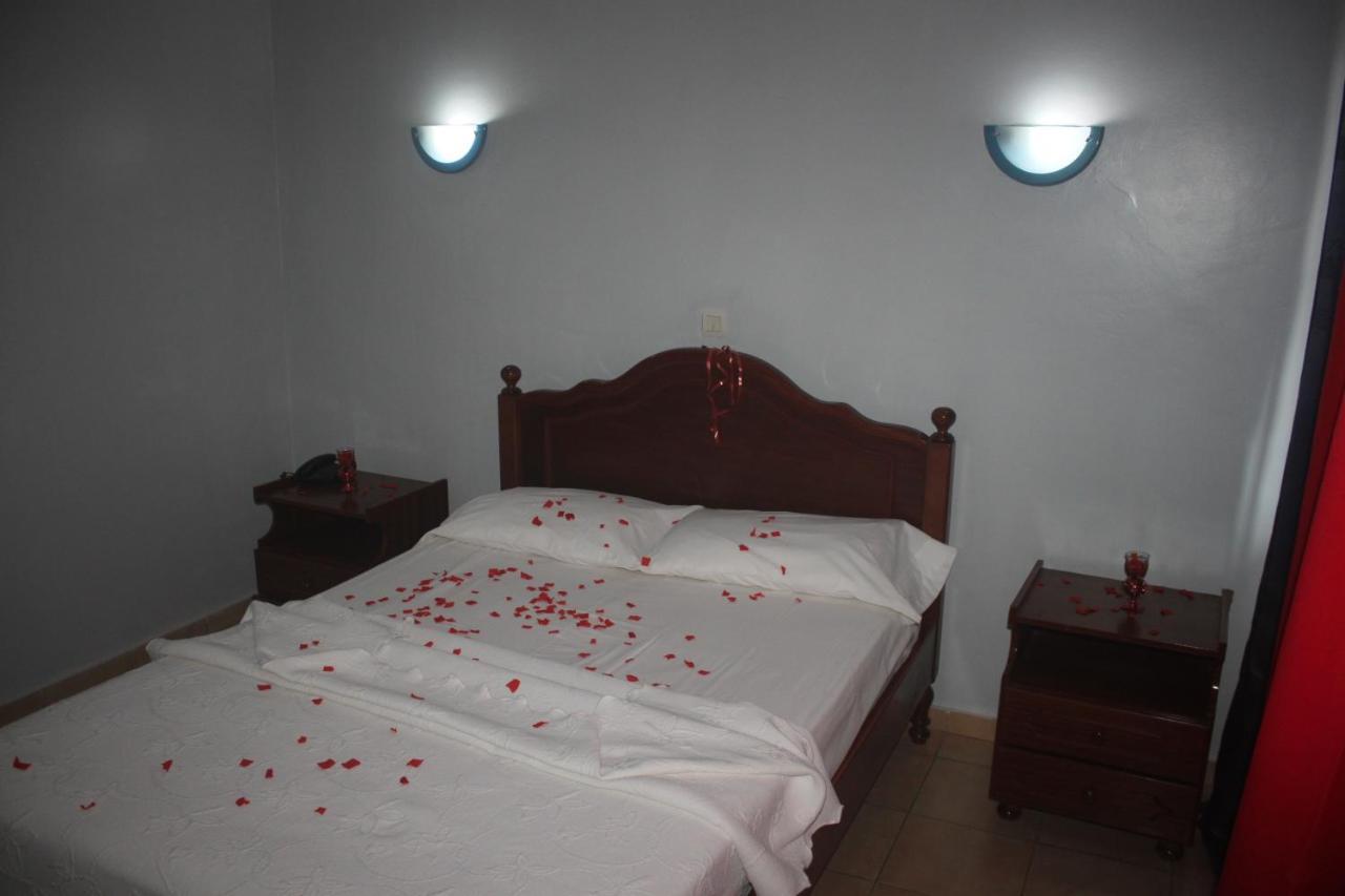 Hotel Avenida Assomada ภายนอก รูปภาพ
